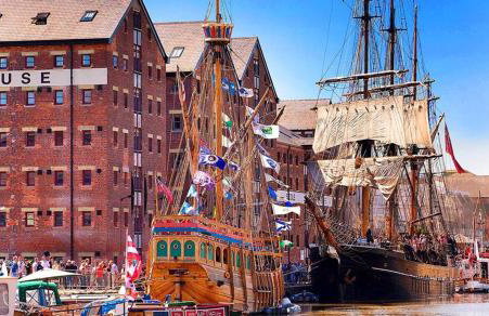 Luxe Cosy&Spacious 2 Bed House - Super Fast Wi-Fi & Private Parking Near GLO Airport & Cheltenham Racecourse - Foto 28