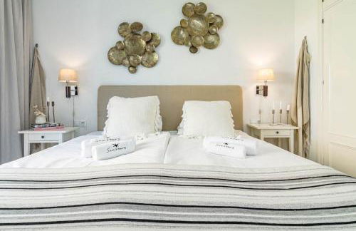 Seaside 3 bedroom Townhouse in San Pedro close to the Beach with private Garden - Photo 46