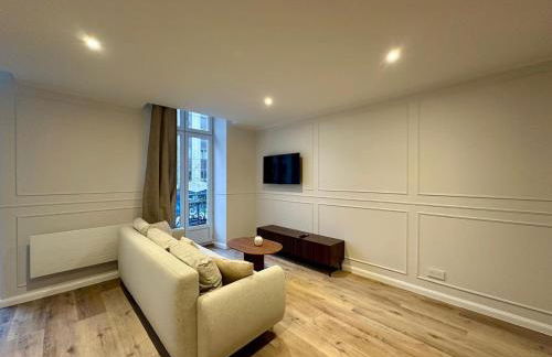 Le Petit Foch - Gare de Dijon Ville - Foto 9