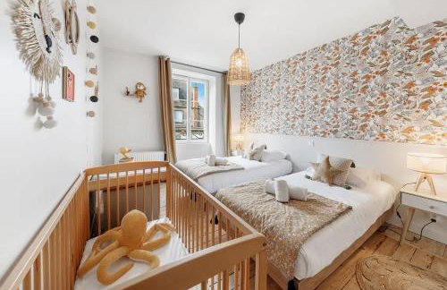 LE ROCHER- Belle maison de charme -Jardin/Parking - Photo 8