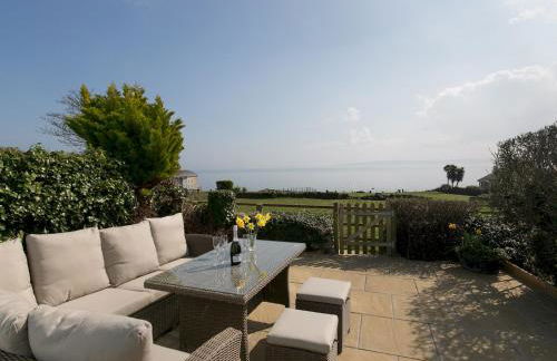 Cozy 3 Bedroom Cottage with stunning Sea View - Pass the Keys - Foto 1