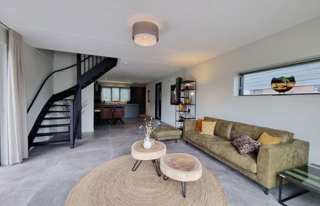 Luxurious Detached Water Villa With Jetty - Foto 13