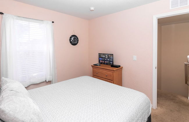 The Regal Hideaway - Photo 11