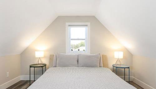 Modern Mid-Century Downtown AC Walkable - Photo 5