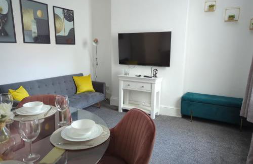 Charming 3-Bedroom House - Prime Location in Wolverhampton! - Foto 6