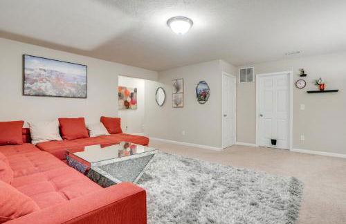 Spacious Family Getaway with Yard in Kalamazoo! - Foto 30