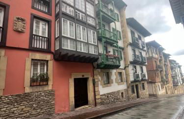 En pleno centro del casco histórico de Hondarribia - Foto 2