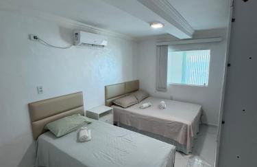 CASA COM PISCINA À BEIRA MAR. - Foto 18