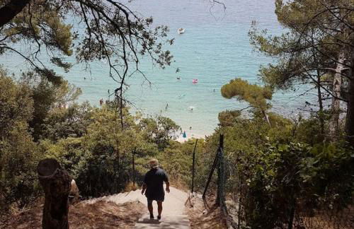 Splendide villa vue mer 180° à 500 m de la plage - Foto 17