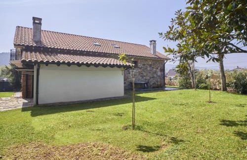 Casa Parbayón Encanto entre Jardines y Luz Natural - Foto 11