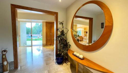 Confortable Chalet con piscina - Foto 3, Lobby or reception