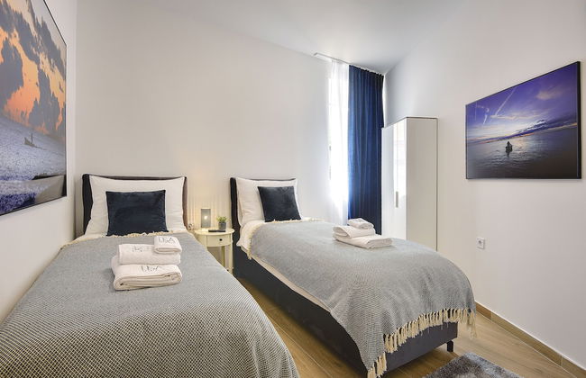 D&A Central Luxury Apartments - Photo 43