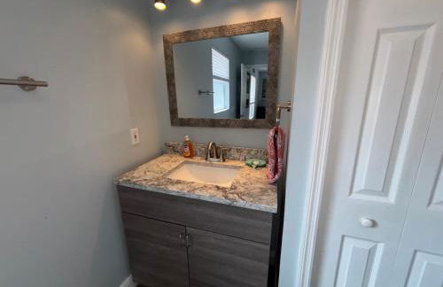 Redfish - Updated & Roomy 1.5 Mi to Beach Full Kitchen W&D - Foto 15