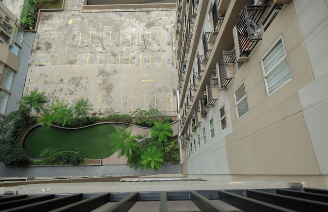 Comfort and Stylish 2BR at Podomoro Golf View Apartment - Photo 19