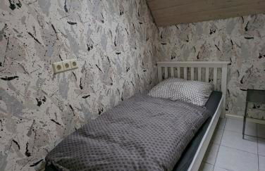 Ferienhaus Stein, TOP Monteurwohnung, sehr groß, 4 Einzelzimmer, Doppelzimmer, Übernachtung bis zu 8 Personen möglich - Foto 17