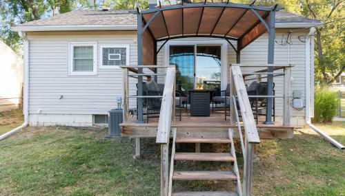 Enchanting 3BR Cottage Close to Downtown - Foto 4