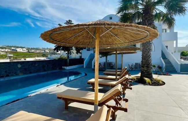 Santorini Villatzio Suites - Photo 54