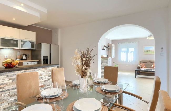 Villa in Galizana With Bubble Bath - Foto 9