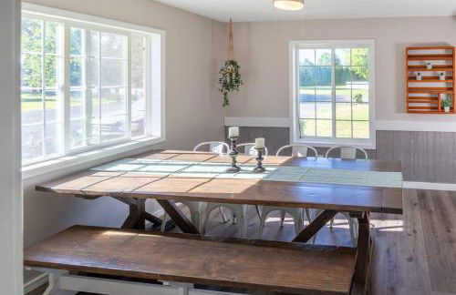 Spacious Family Home with Hot Tub - Foto 40