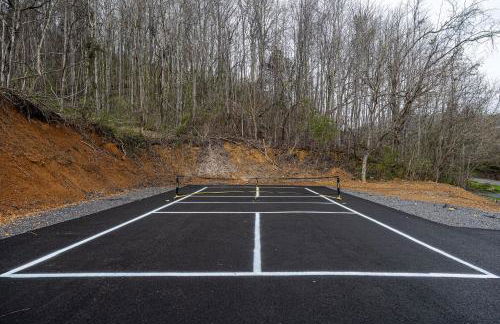 Swimming in the Smokies by American Patriot Getaways - Foto 8