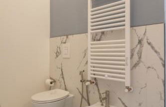 Free Parking In Centro - Suite Home San Vitale - Foto 15