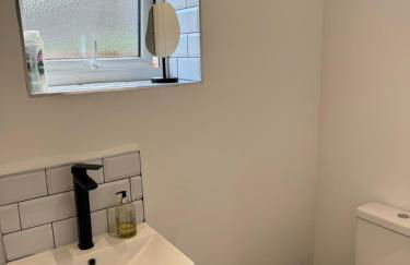 Private and Peaceful Space With Free Parking - Foto 12