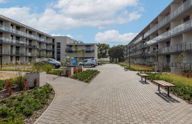 Pet-friendly Spadochroniarzy by Renters - Photo 72