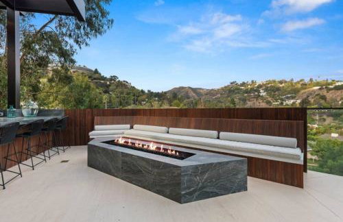 Luxurious 5BR Villa in BH with Pool, Theater, and Views - Foto 41