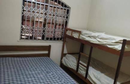 Casa muito espaçosa privativa com Piscina, Churrasqueira e área gourmet - Foto 26