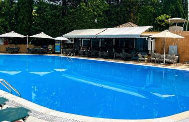 Donna's Luxury home in Kassiopi with Pool 300m to Sea - Photo 39