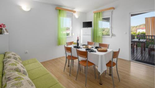 Beautiful Home In Tinjan - Foto 2