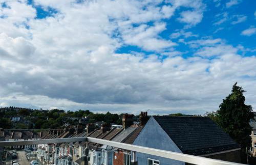 Castle view Rochester - Photo 19