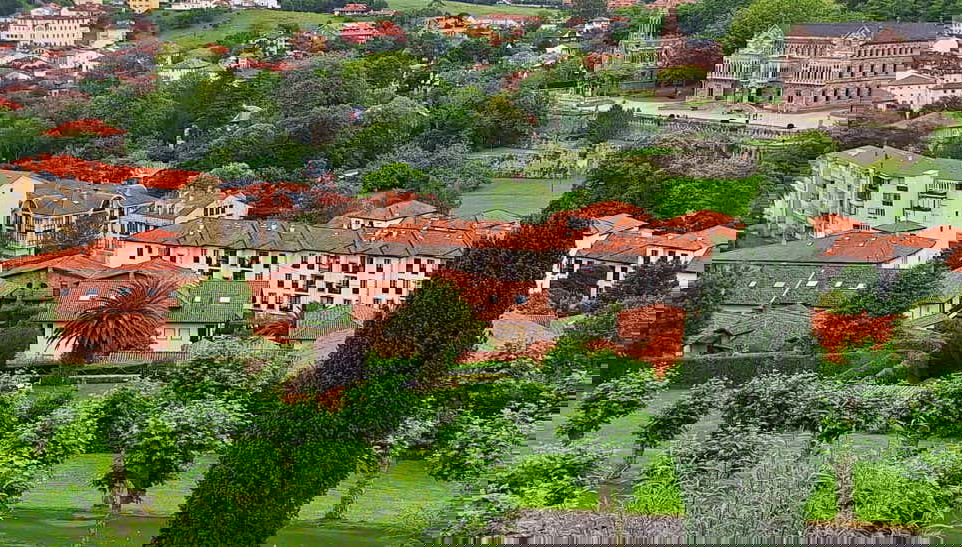 Excursión a Comillas y el Capricho de Gaudí