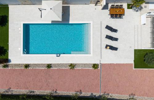 Villa 65 Large 55m2 Private Heated Pool Peaceful Escape - Foto 1