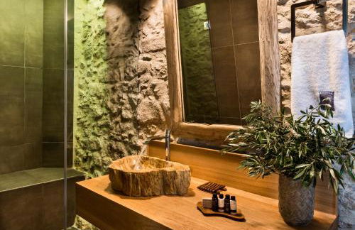 Listen to Nature in a Renovated Traditional Hilltop Villa Liodosifis with Heated Pool - Foto 47