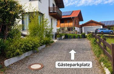 Architect-Apartments 80qm 3 Schlafzimmer, integrierter Küche und Bad, 2min von A8, Garten mit Sitzgruppe, ruhig und modern - Foto 20