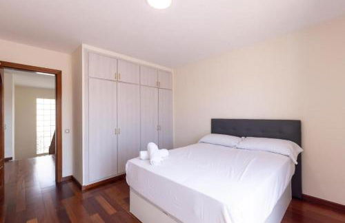 Golden Villa - Photo 37