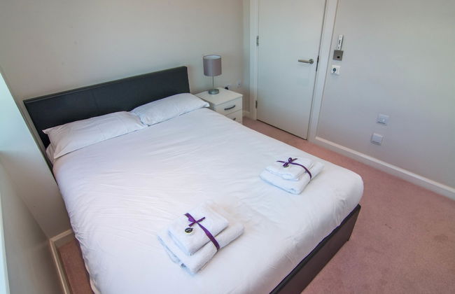 Canary Wharf - Corporate Riverside Apartments - Photo 19