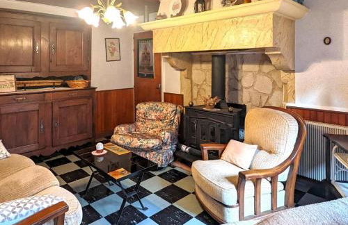 Charmante maison de village en Haute-Saône avec cheminée - FR-1-583-479 - Foto 6