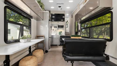 Waterfront Getaway, Dock Your Boat & Play! - Foto 5