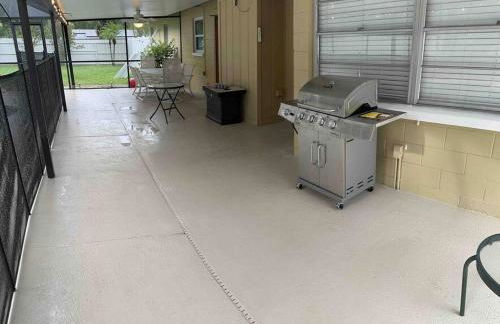 Lake Valrico's Camelot Court with HEATED POOL & access to private lake - Foto 13