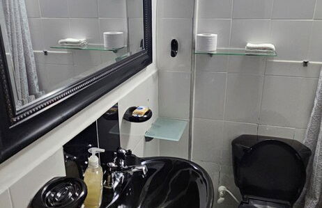 45 PROMO $ 11 Bedrooms with bathrooms Aprtmnt + 2 Jacuzzis and a rooftop pool. @Poblado - Photo $