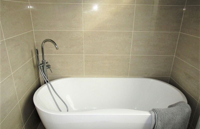 Large Private Double En-suite - 5 - Foto 10