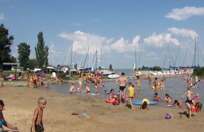 Balatontourist Füred - Foto 20