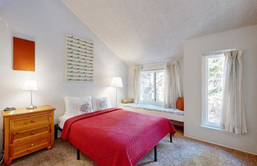 2 Bed 2 Bath Apartment in Carnelian Bay - Foto 18