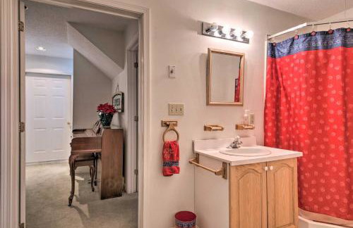 Updated Condo Next to Burke Mountain Bike Trails! - Foto 22