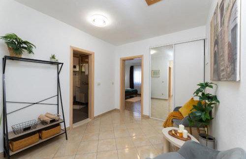 Beautiful Holiday Home "Villa Luka" - Foto 74