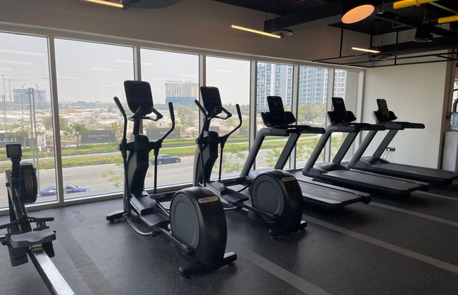 Luxury at Socio Dubai Hills 2 Beds Sleeps 4 - Photo 26