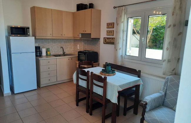 Crete Country Escape 2 Bd w Patio - Photo 15