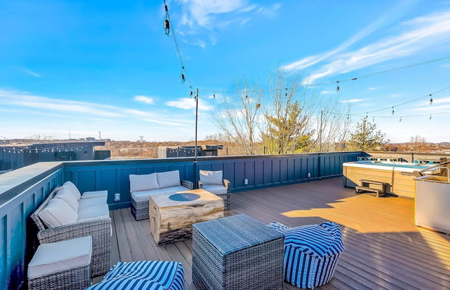 Luxury Hot tub Rooftop Deck Game Room Nashville - Foto 40